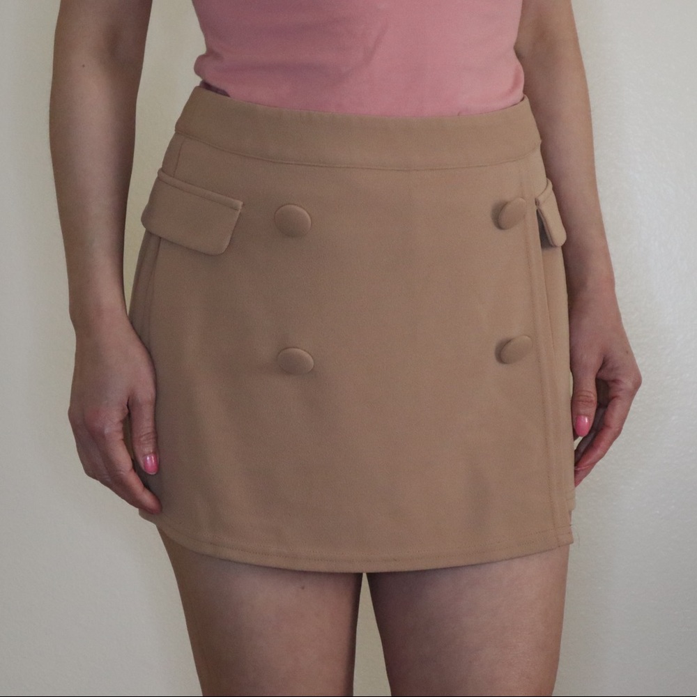 Creme Color Botton Skort